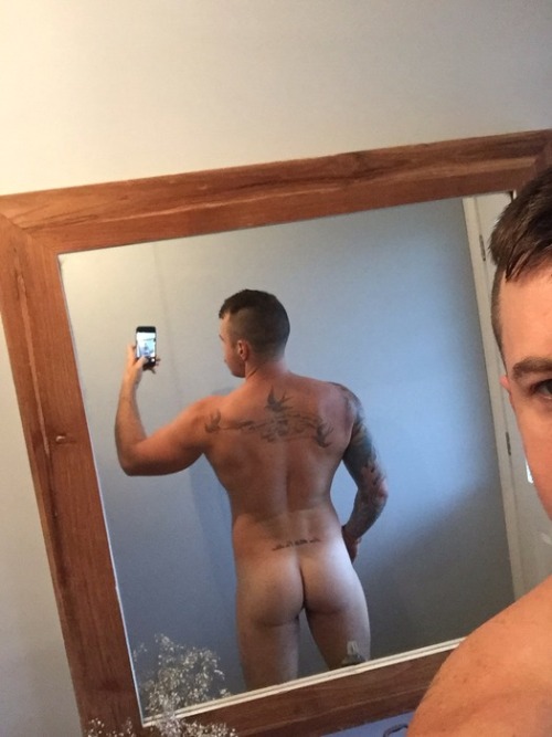 untitled-100:Stephen from Melbourne, AU // IG - ace_87