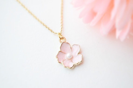 kawaiistomp:  Cherry blossom pendant ~ (credit and where to get it)(please do not