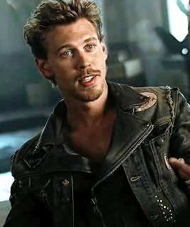 AUSTIN BUTLER."The Bikeriders" Interview.