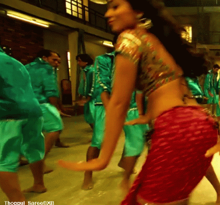 tamilactressbeauty: shriya saran hot!