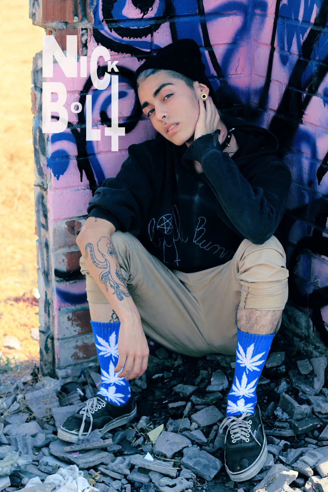 nickbolt:  Nick Bolt cover “Peligroso”
