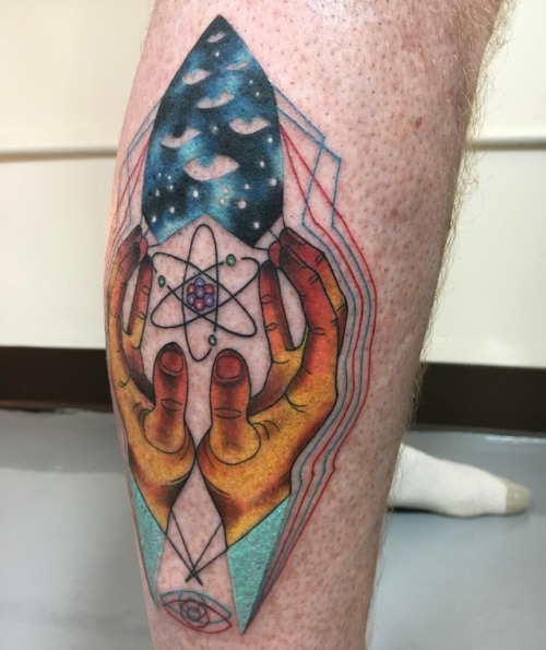 #psychedelictattoo #atomtattoo #spacetattoo #neildegrassetyson #startalkradio #legtattoo #athensgata