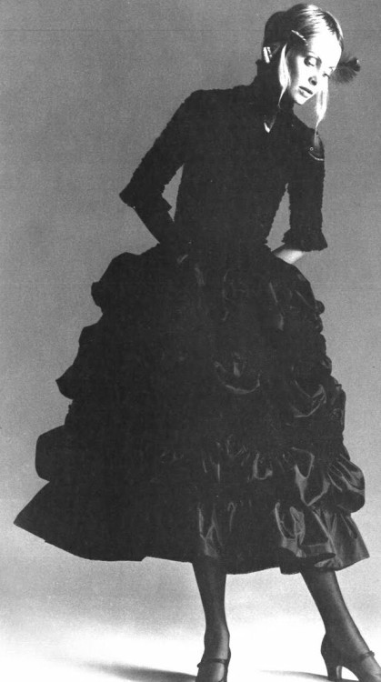 Barry Lategan - Jan Ward Wearing a Dress by Carosa (Vogue Italia 1970)