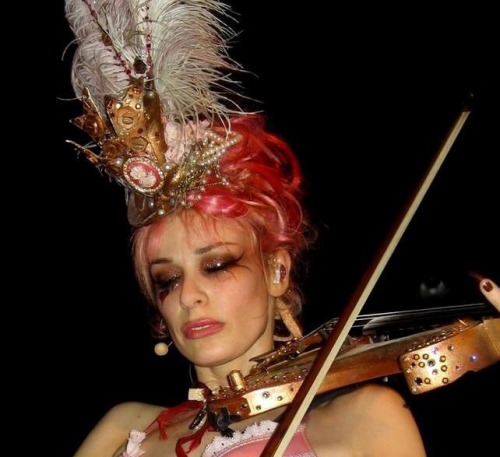 Emilie Autumn's Ophelia Gallery.