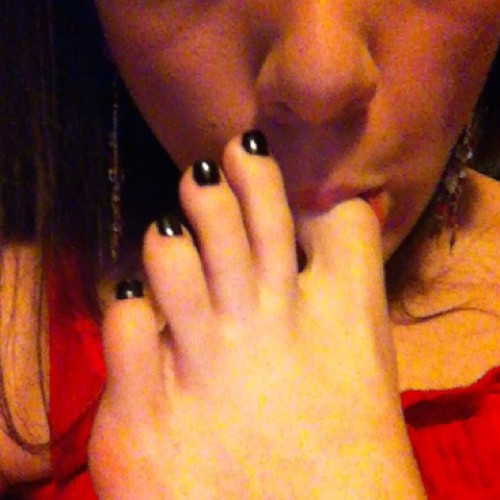 #toesuck, finally&hellip;Now leave me alone :p bahaha #norestfortheboys #footslavetomyself