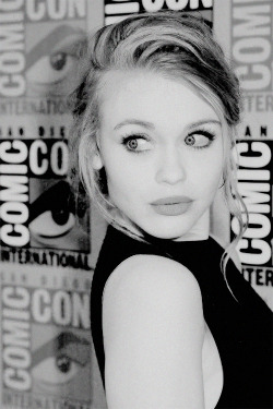 :  Holland Roden @ SDCC 2014 - Day 2 