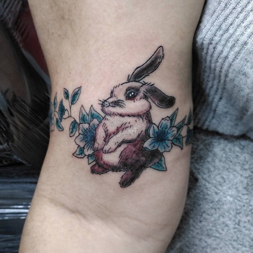 Very fun bunny armband for the lovely Khadijah. Thanks for the trust! #bunny #bunnytattoo #rabbit #r