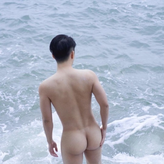 yesjustmeandmyvices: