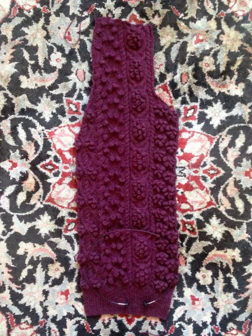 Finished the left front piece of Patricia Roberts’s “Brownie” cardigan. 