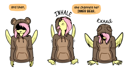 ultimareuniverse:Once upon a time, a young filly named Cottontail wanted to be a bear. It was…less than ideal. The End.AHHHH OMFG too cute~! X3 <3