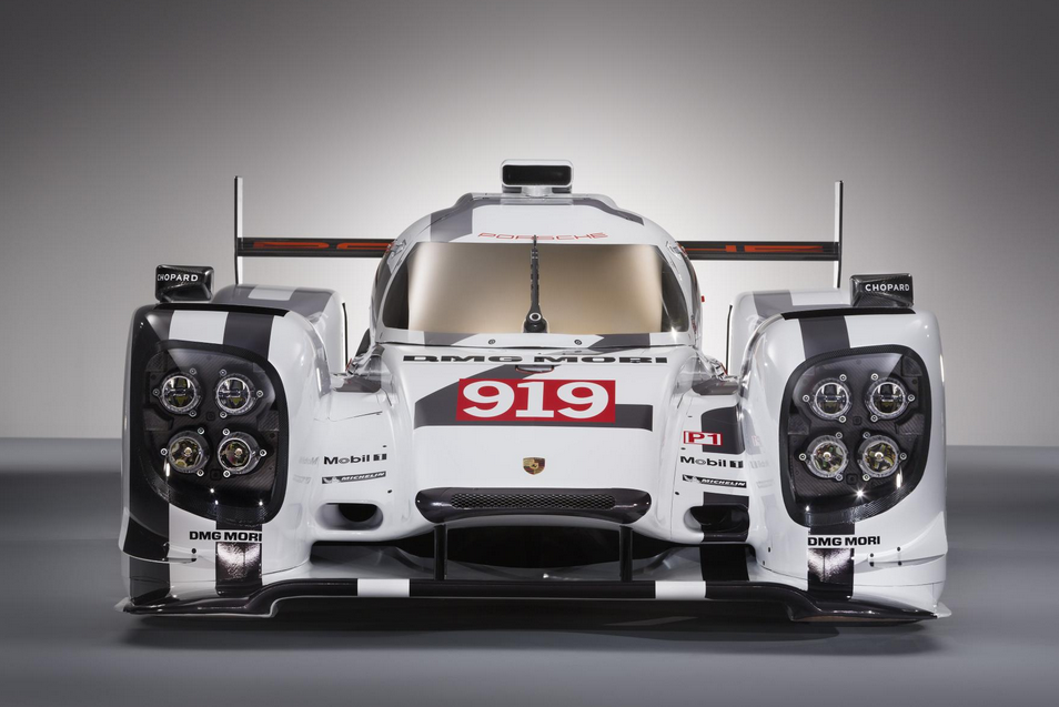 worldofporsche:  This year, Porsche returns to the top category of the famous endurance