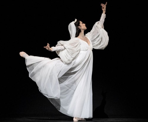 bebemoon:this costume ! ♡romany pajdak in ‘the wise virgins’ in margot fonteyn: a celebration, the r