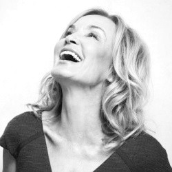 fionagoodeinthehoode:  Jessica Phyllis Lange 