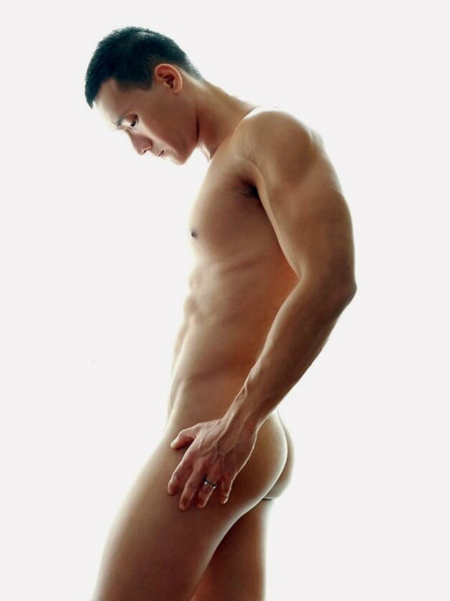 auberonbc:  For more Gorgeous Asian Men visit : http://auberonbc.tumblr.com/archive