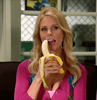 gourmandisespourlesyeux:Cheryl Hines really loves bananas.