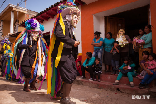 didyouseethewind: A group of “Viejitos Catrines” performs in front of each house in San Francisco de Uricho (Michoacan, Mexico), giving the blessing to the beloved little “Niño Dios” (The Christ child), on 2nd of February, Day of Candlemas,