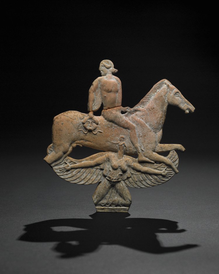 ancientpeoples:  Terracotta relief plaque (‘Melian relief’) with Perseus holding