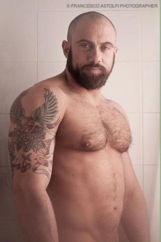 newdaddybear:  Daddy muscles