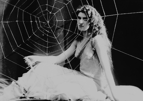 vestatilleys:Jeanne Dirys circa 1900′s - 1910’s.