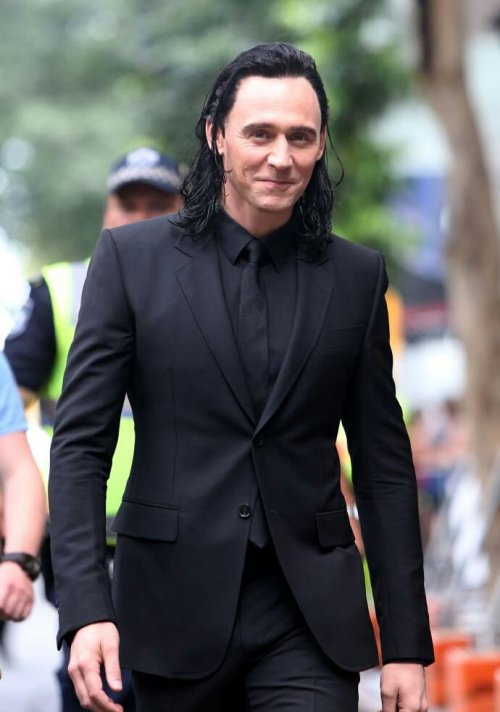 twh-news: Time4Hiddles #WipeOutYourFansWednesday #TomHiddleston #Loki
