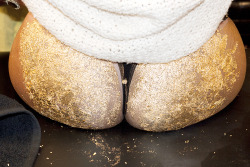 Terrysdiary:  Gaga’s Golden Butt. 
