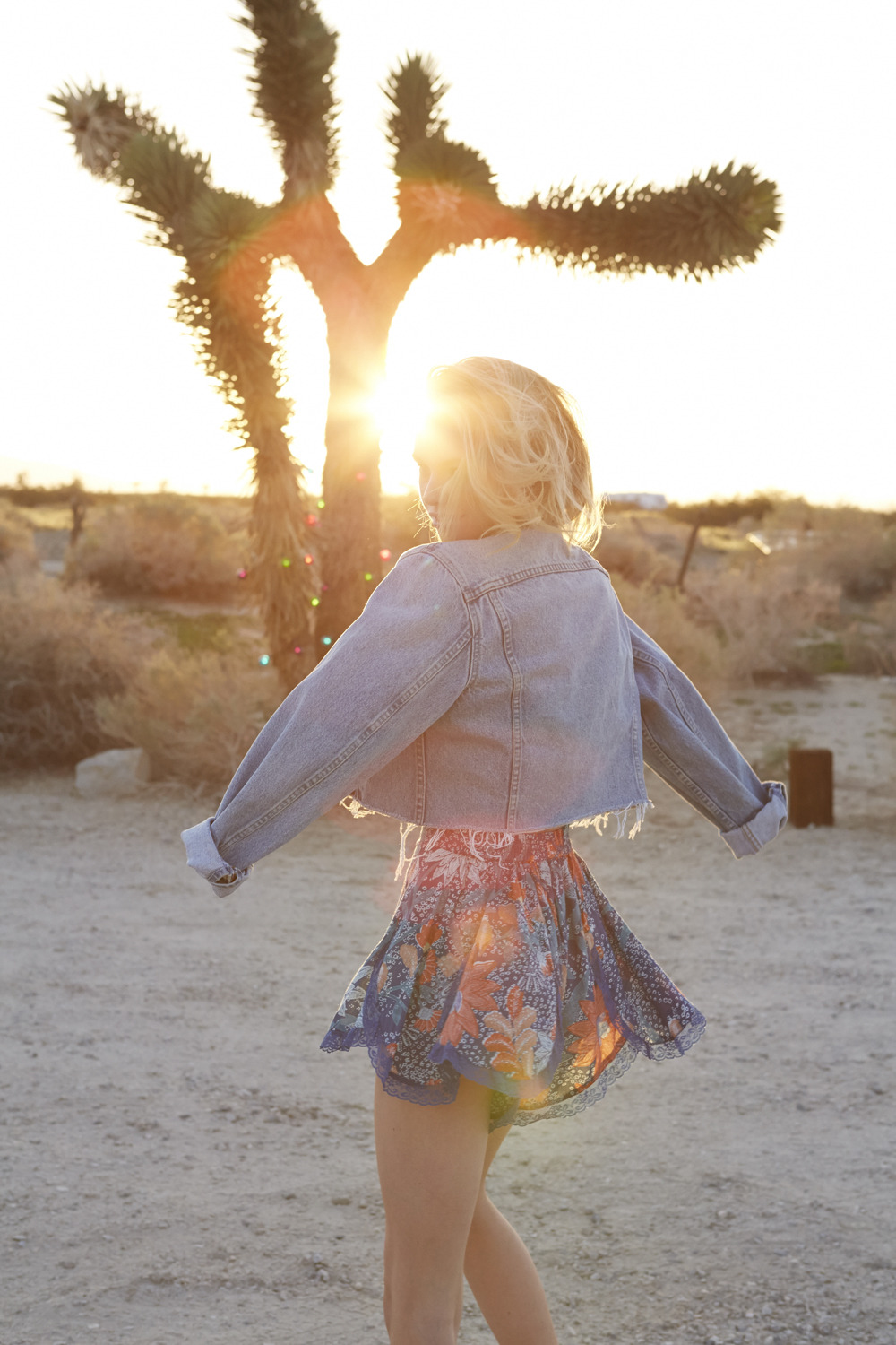 urbanoutfitters:  True Romance (Photography by Magdalena Wosinska) 