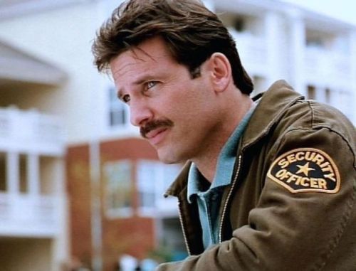 Dreamy stache daddy Hart Bochner in some shitty 90s TV movie… Arrest me, Security Officer!