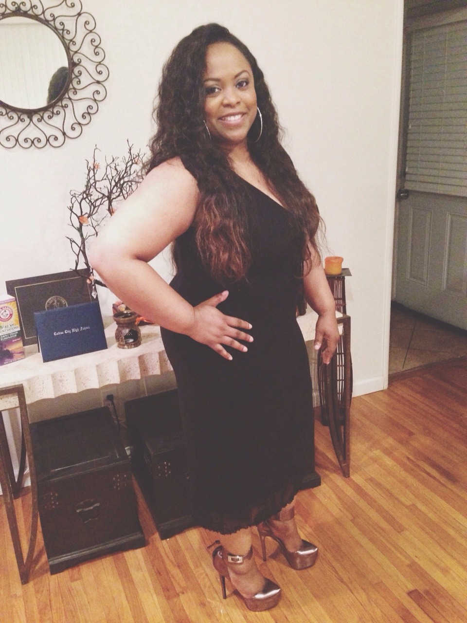 iamp0pe:  My mom turned 43 today. FOURTY THREE. BLACK DON’T CRACK HAAANNNNN