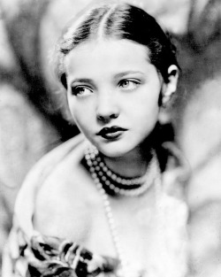 summers-in-hollywood:Sylvia Sidney, 1920s