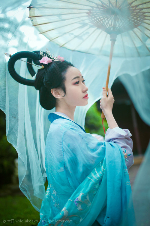 traditional chinese hanfu by photographer 囧天 