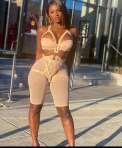 nextlevel209:princejazziedad:DeliciouslySexy Luscious CurvyLatte BootiDelicious Ma