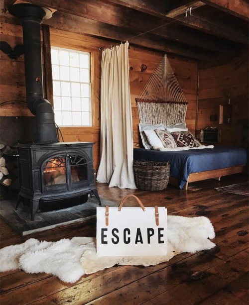 oldfarmhouse:  (#forrestbound)  http://instagram.com/forestbound  I need to…..