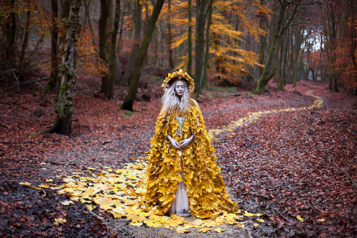 jared-tyler:Wonderland ‘The Guidance of Stray Souls’ by Kirsty Mitchell on Flickr.