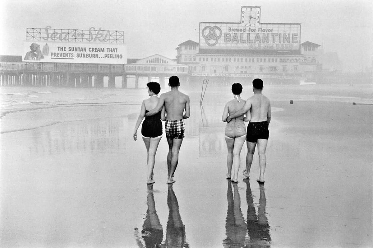20th-century-man:  Photo by Frank Paulin, Atlantic City, 1956. 