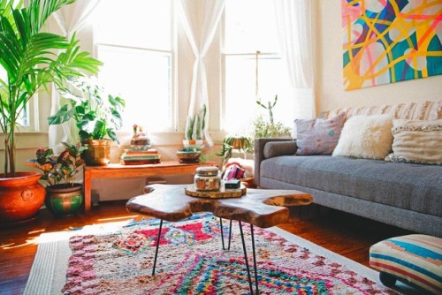 Bright colors + cut wood table- Apartment Therapy 