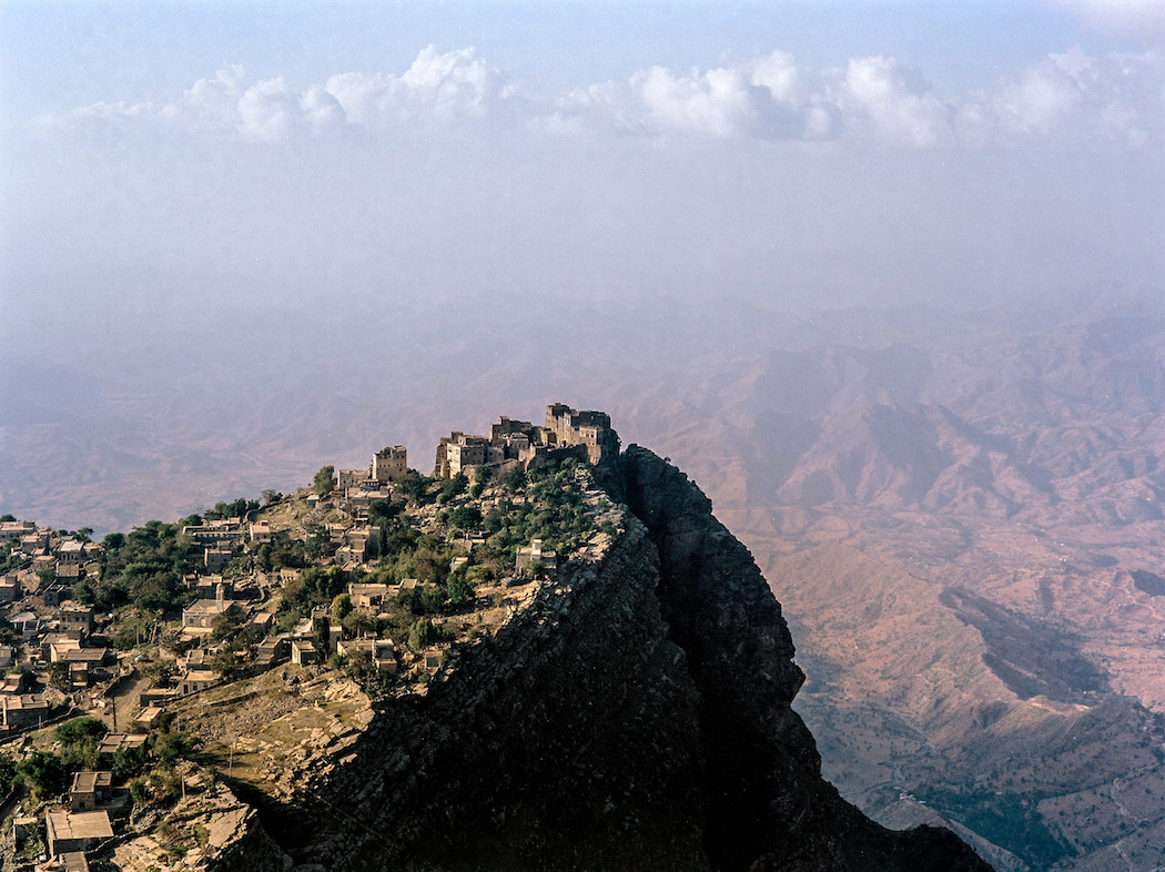 uglypnis:    Although Yemen has always seemed like home to Yumna Al-Arashi, it was
