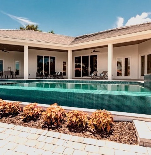 Infinity - Transitional Pool