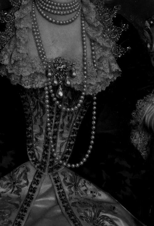 miss-v-o-o-d-o-o-doll:  “Princess Margherita” (detail), by Michele Gordigiani