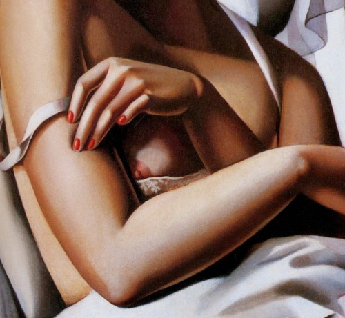 romantisme-pornographique:    Tamara de Lempicka, The Convalescent (detail), 1932.