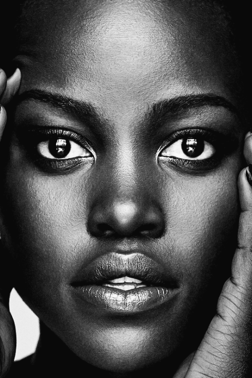 LUPITA NYONG’Ofor Vogue ES (2018), ph. Luigi and Iango.