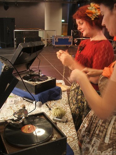 chickswithrecords:  knitting factory. 