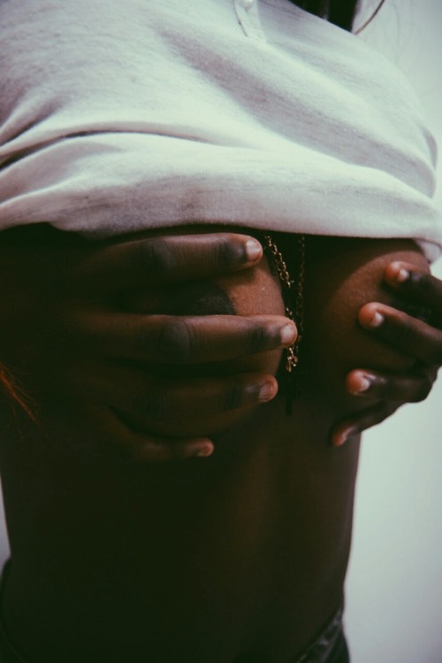 sexysexnsuch:  allthingssexuallll:  yes  ~Kitty