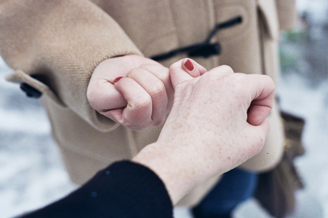 ocuean:  wildstag:  0121111423 by zoozorlova on Flickr.  pinky promise