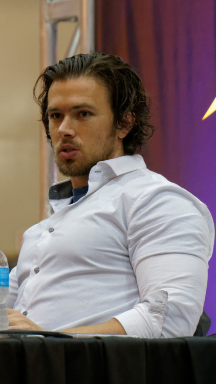 Porn photo rwfan11:  ….Brad Maddox (x)