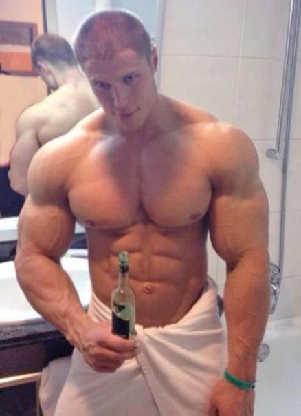 muscletits:  There’s probably more fat content in that bottle than in his entire