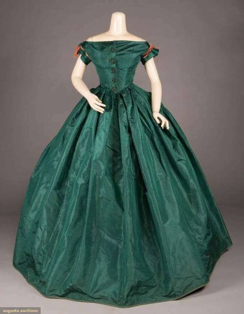 EMERALD GREEN EVENING GOWN, c. 18552-pc emerald green silk taffeta evening gown c/o fitted &amp;