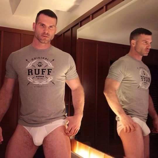 musclehank:  Fuck 