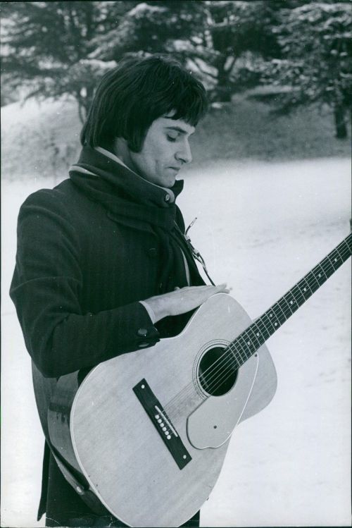 Ray Davies photographed in 1966 during the filming of the ‘Sunny Afternoon’ promotional video.