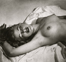 lauramcphee:  Asleep, c1938 (William Mortensen) 