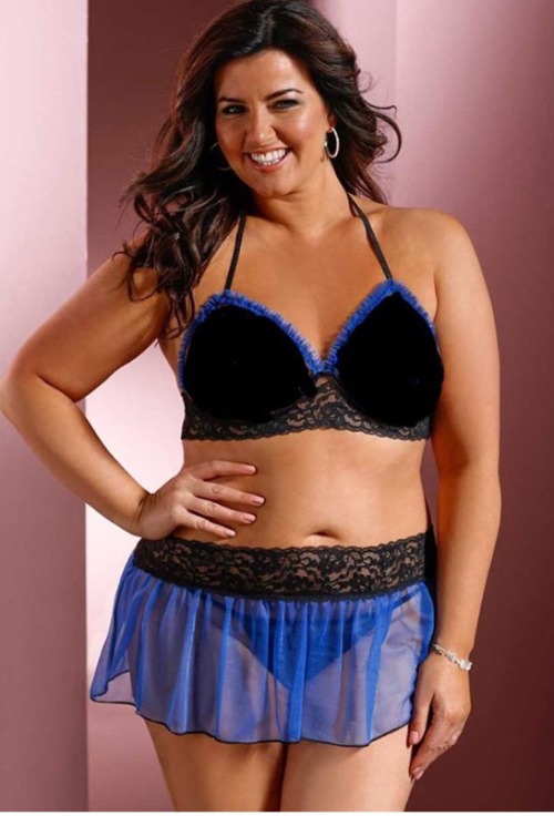 italiankong: Gorgeous curvy model, Sabine Gruchet. Perfect.